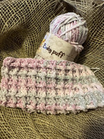 Silke Baby Puff plüss fonalból horgolt sál